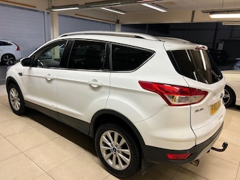 Used Ford Kuga 2015 for sale - 76238926: Photo