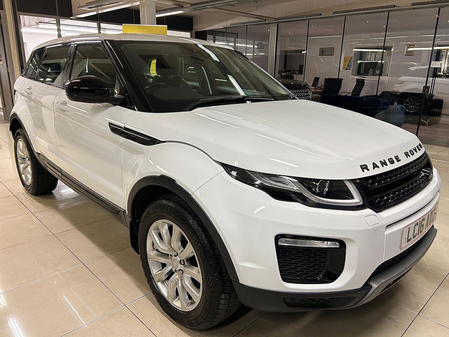 Used Land Rover Range Rover Evoque 2016 for sale - 76688907: Photo 1
