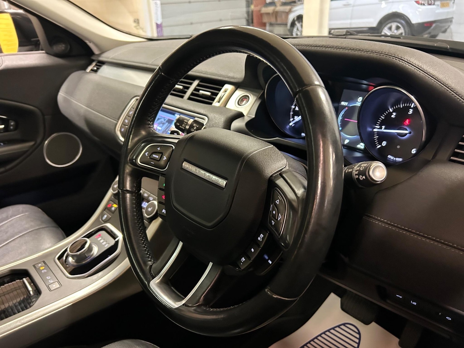 Used Land Rover Range Rover Evoque 2016 for sale - 76688907: Photo 23