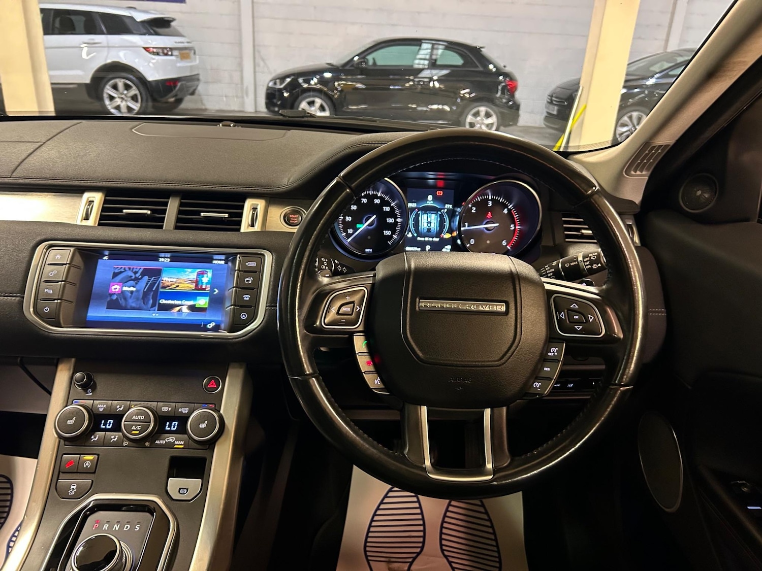 Used Land Rover Range Rover Evoque 2016 for sale - 76688907: Photo 30