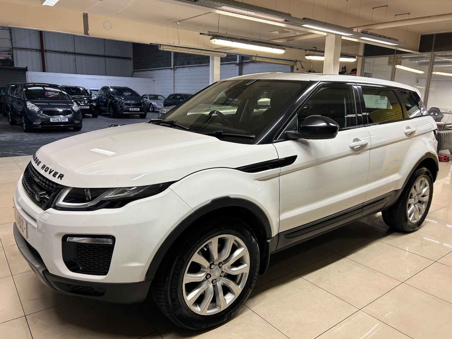 Used Land Rover Range Rover Evoque 2016 for sale - 76688907: Photo 4