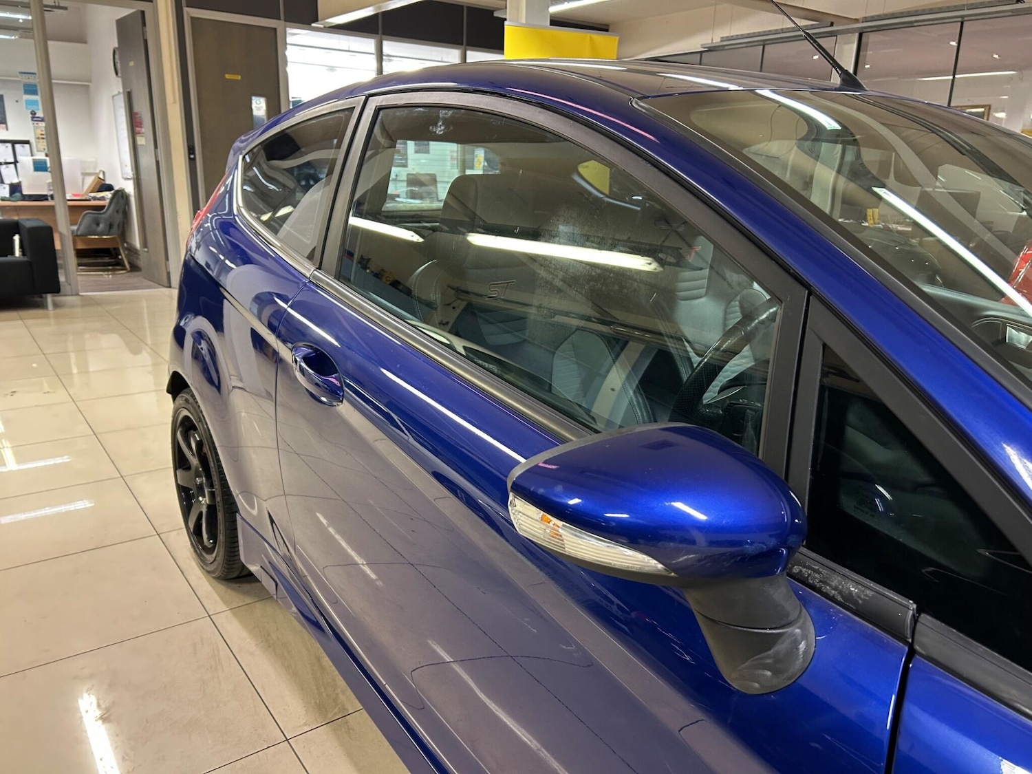 Used Ford Fiesta 2017 for sale - 76398801: Photo 14