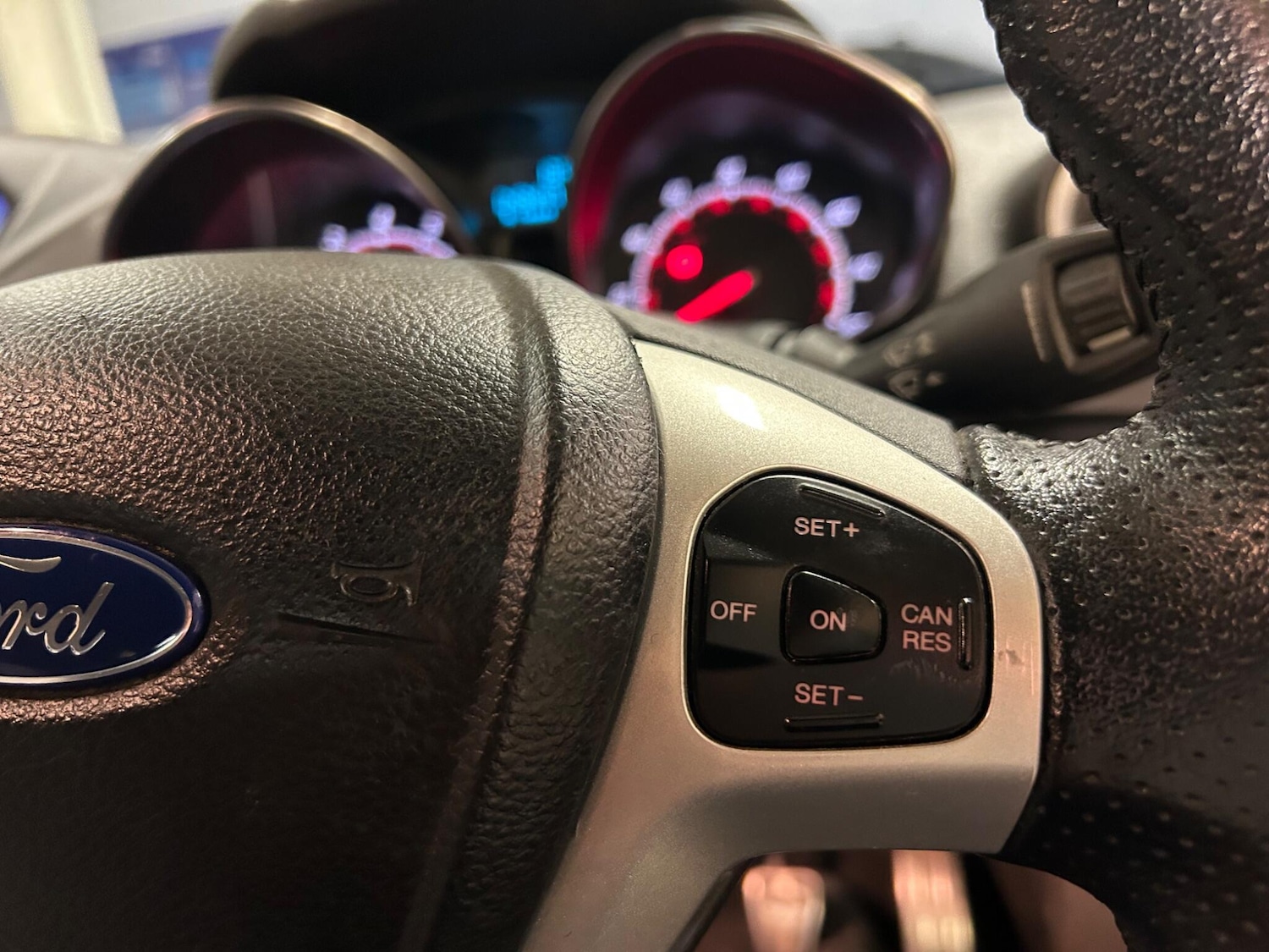 Used Ford Fiesta 2017 for sale - 76398801: Photo 24