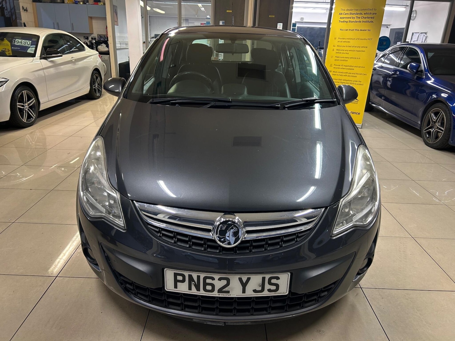 Used Vauxhall Corsa 2012 for sale - 76270023: Photo 3