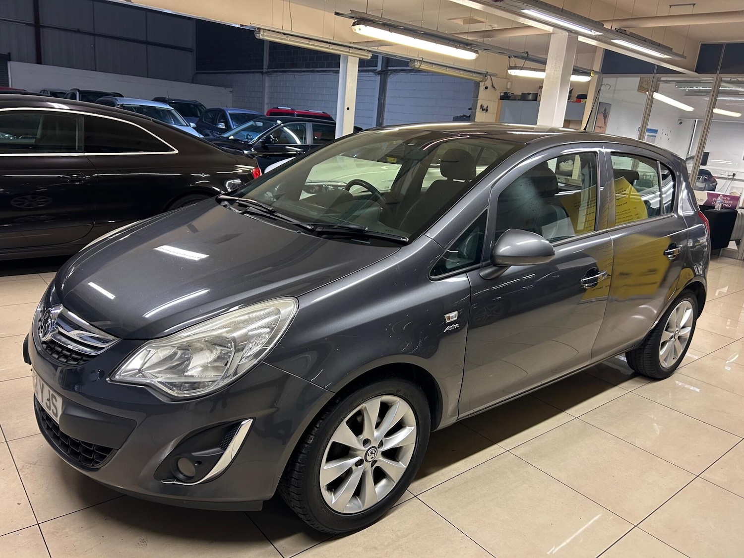 Used Vauxhall Corsa 2012 for sale - 76270023: Photo 4