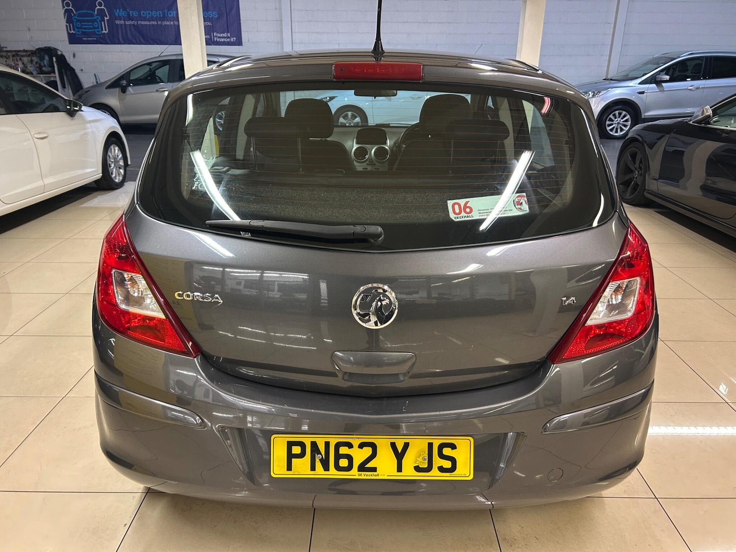 Used Vauxhall Corsa 2012 for sale - 76270023: Photo 6