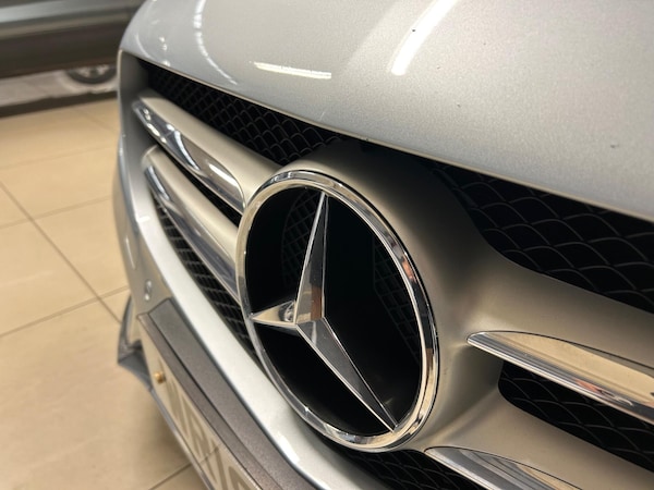 Used Mercedes-Benz C-Class 2018 for sale - 75614208: Photo 12