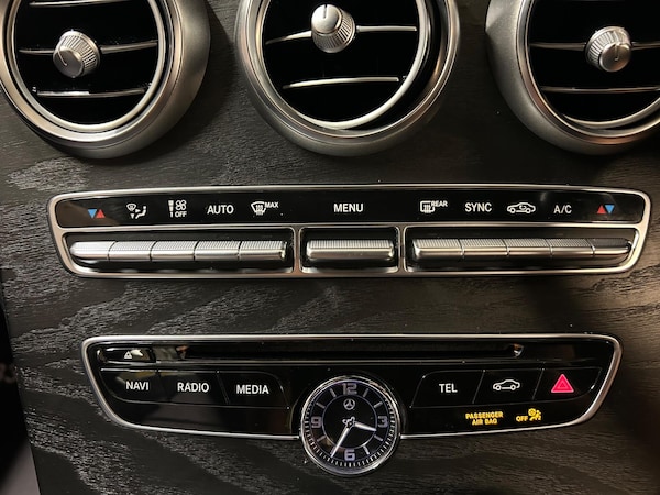 Used Mercedes-Benz C-Class 2018 for sale - 75614208: Photo 33