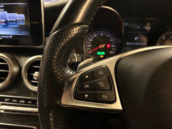 Used Mercedes-Benz C-Class 2018 for sale - 75614208: Photo 36