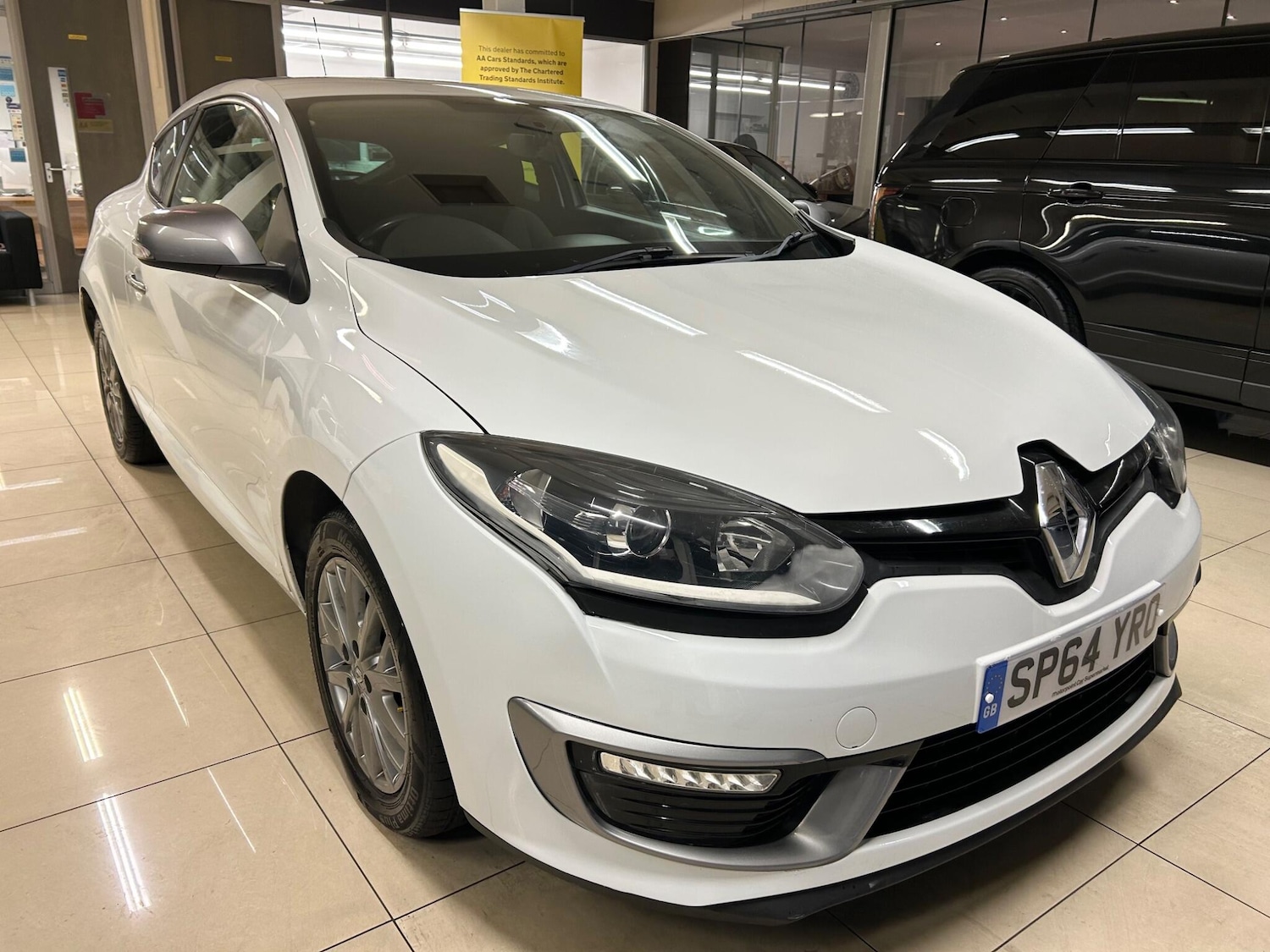 Used Renault Megane 2014 for sale - 76592438: Photo 1