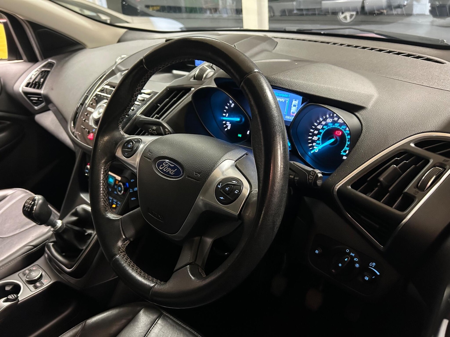 Used Ford Kuga 2015 for sale - 76188416: Photo 19