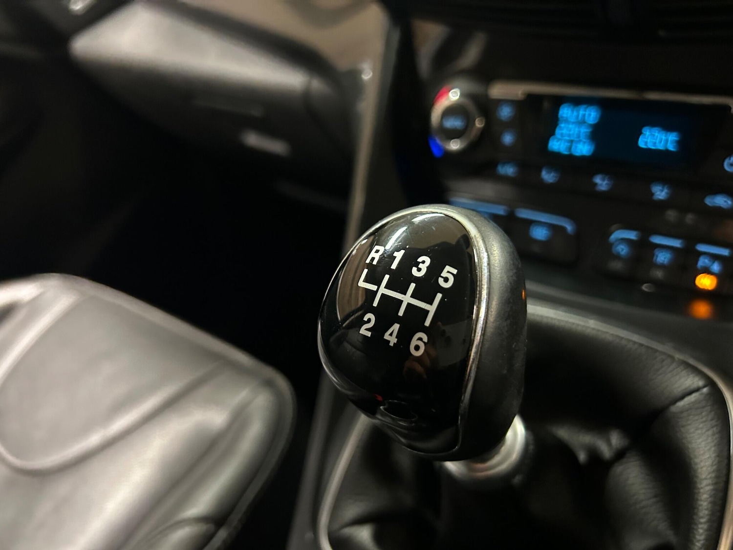 Used Ford Kuga 2015 for sale - 76188416: Photo 28