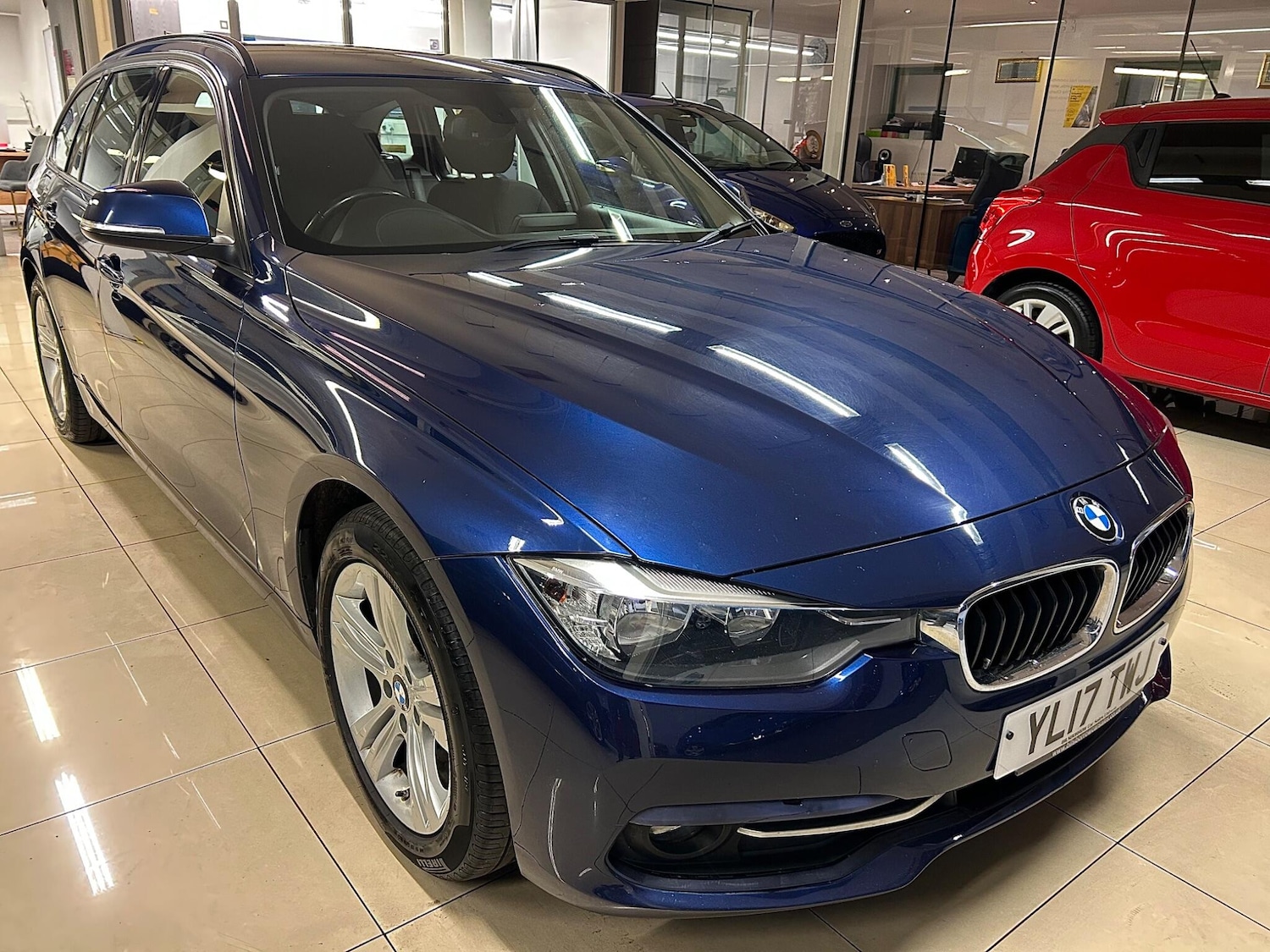 Used BMW 3 Series 2017 for sale - 76314459: Photo 1