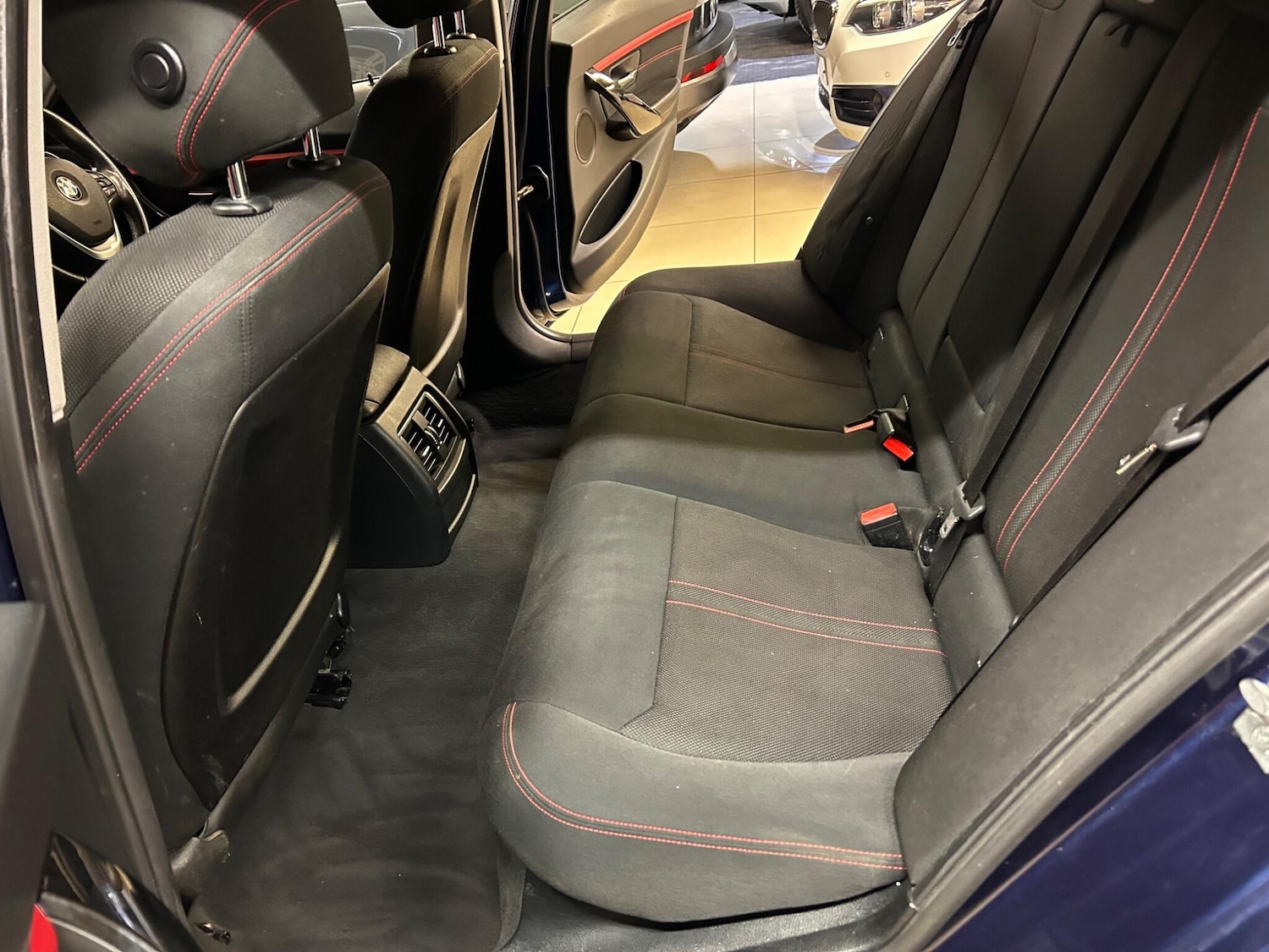 Used BMW 3 Series 2017 for sale - 76314459: Photo 24