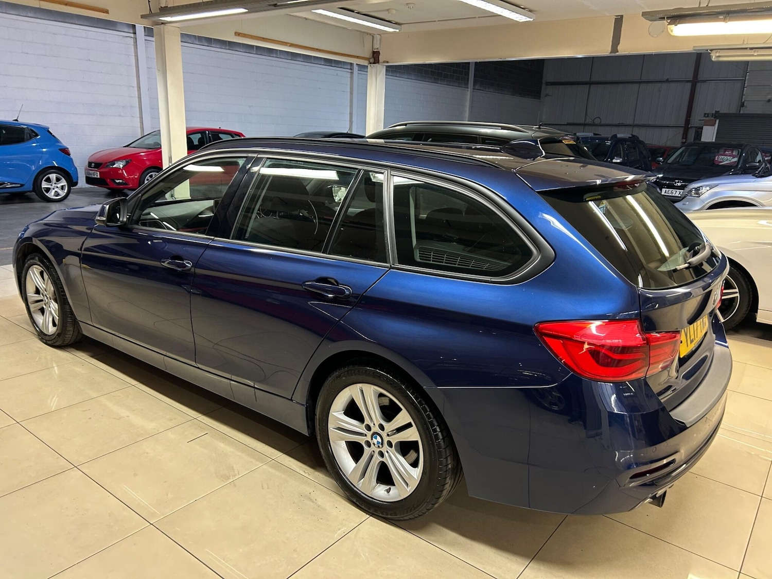 Used BMW 3 Series 2017 for sale - 76314459: Photo 5