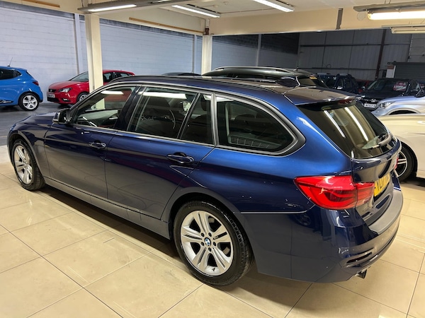 Used BMW 3 Series 2017 for sale - 76314459: Photo 5