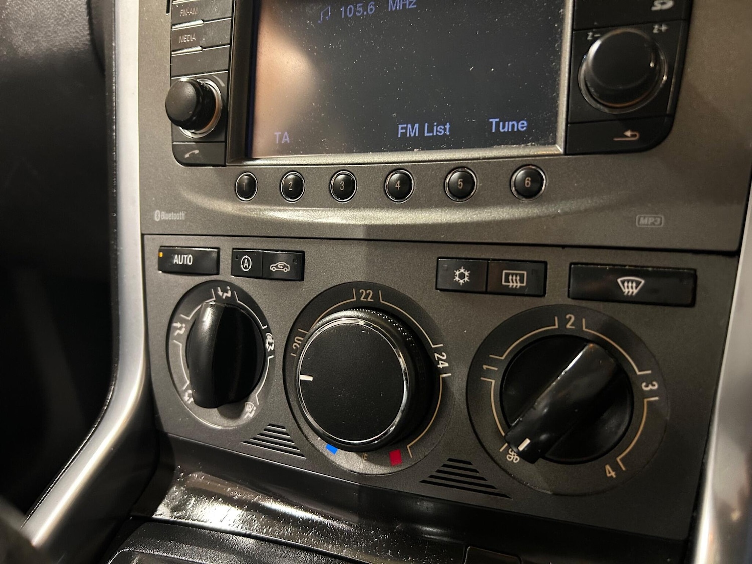 Used Vauxhall Antara 2013 for sale - 76360113: Photo 24