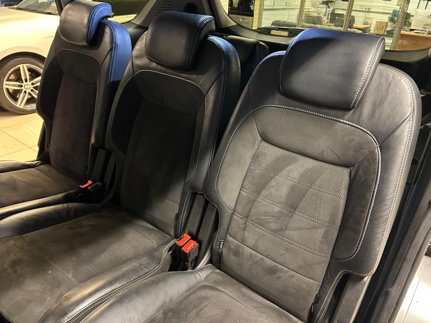 Used Ford S-Max 2010 for sale - 76597159: Photo 13