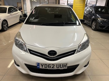 Used Toyota Yaris 2012 for sale - 75599969: Photo