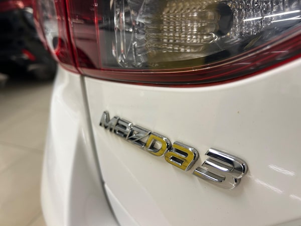 Used Mazda Mazda3 2015 for sale - 76327284: Photo 10