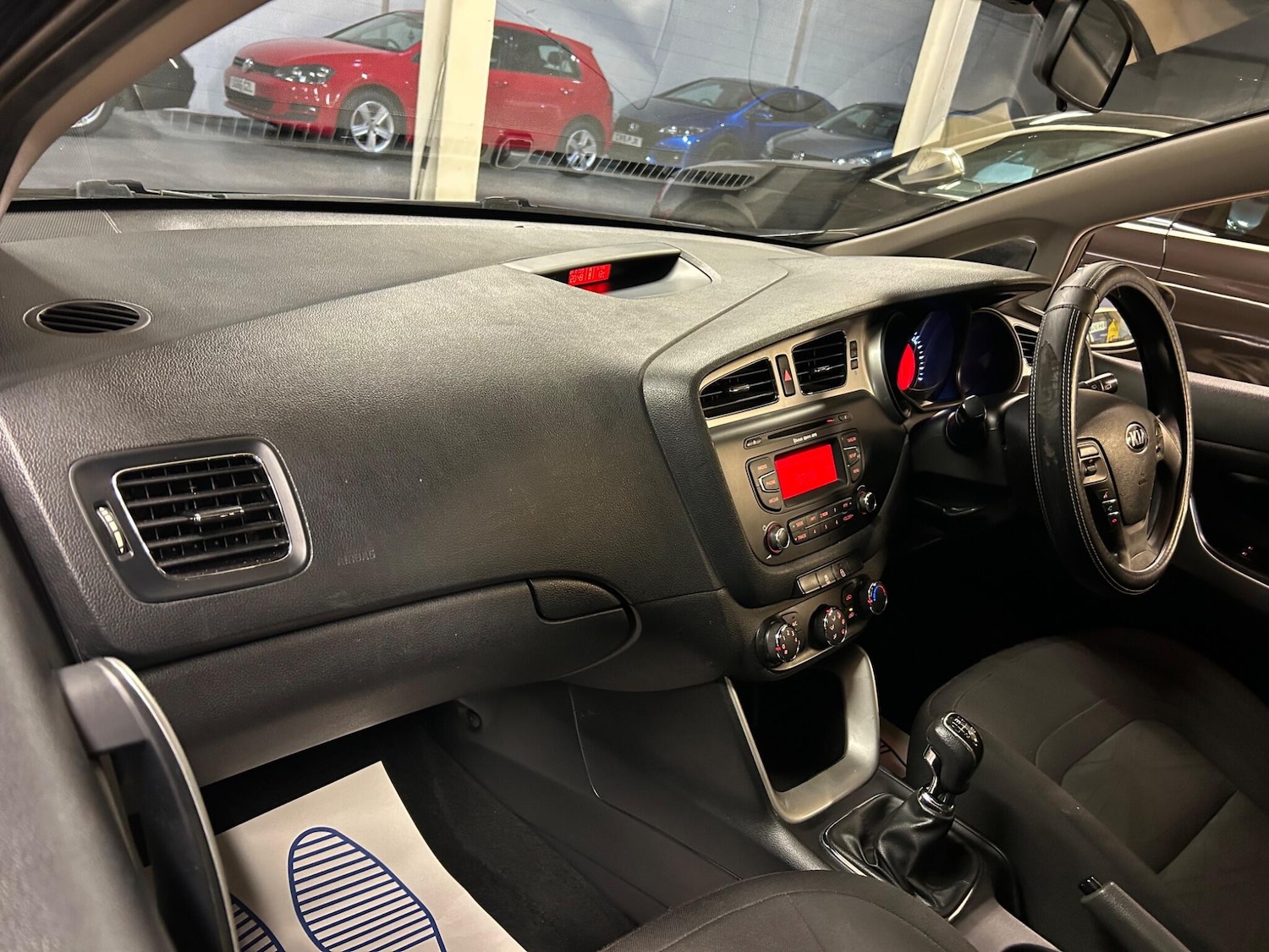 Used Kia Ceed 2012 for sale - 76398244: Photo 28