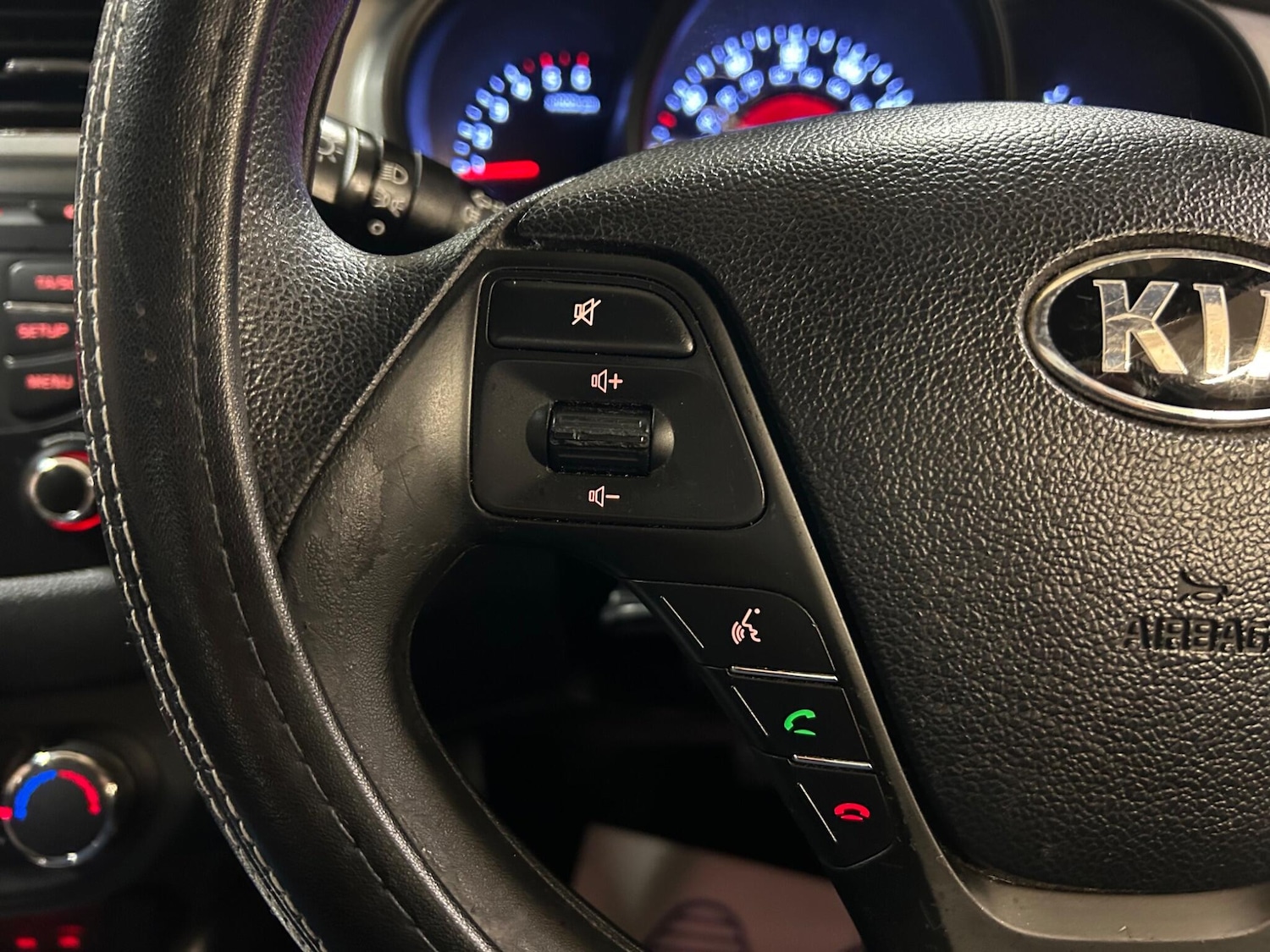 Used Kia Ceed 2012 for sale - 76398244: Photo 32