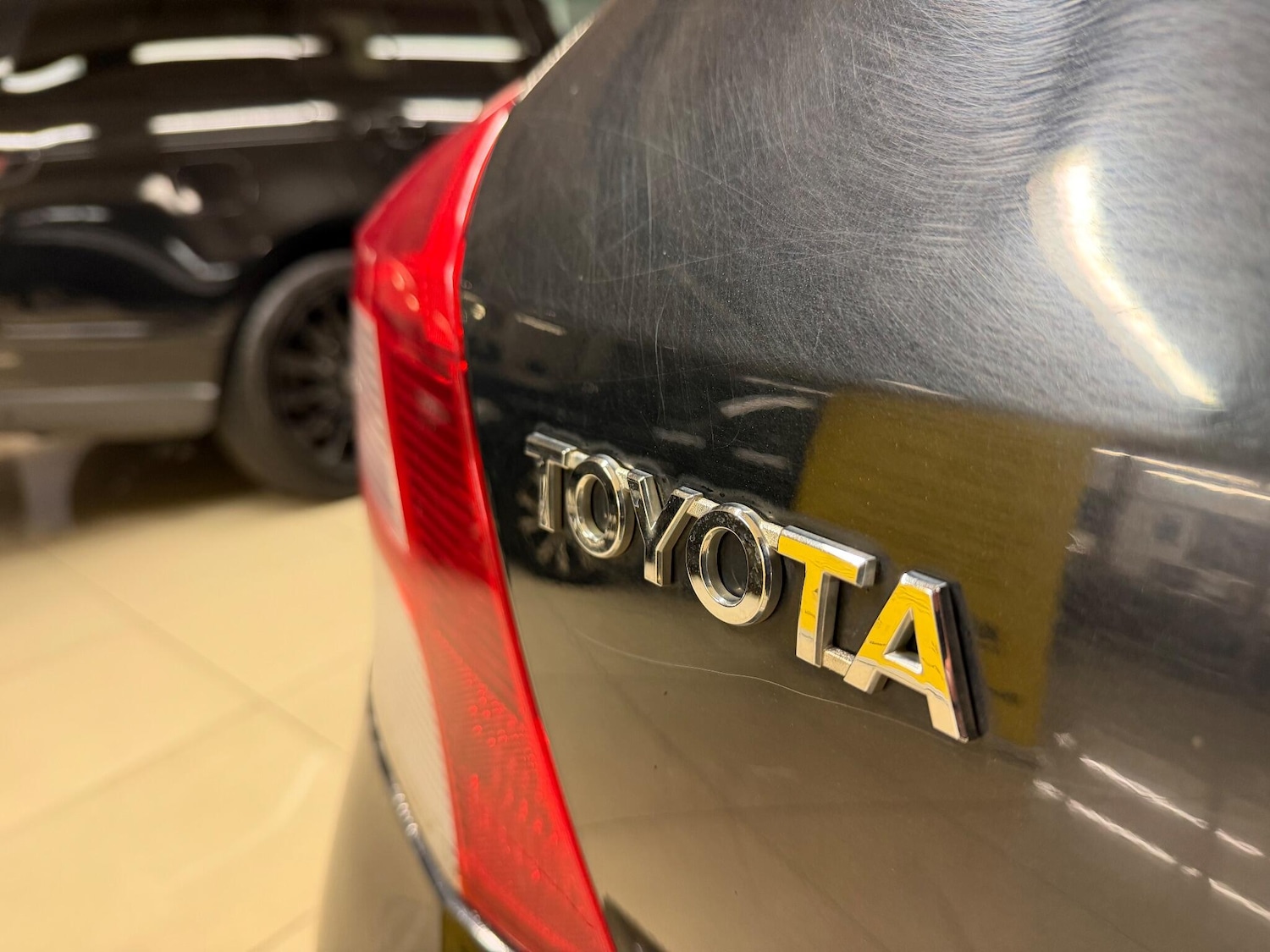 Used Toyota Yaris 2010 for sale - 76634031: Photo 10