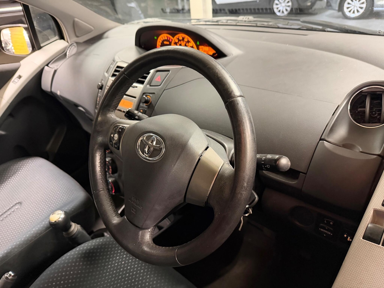Used Toyota Yaris 2010 for sale - 76634031: Photo 14