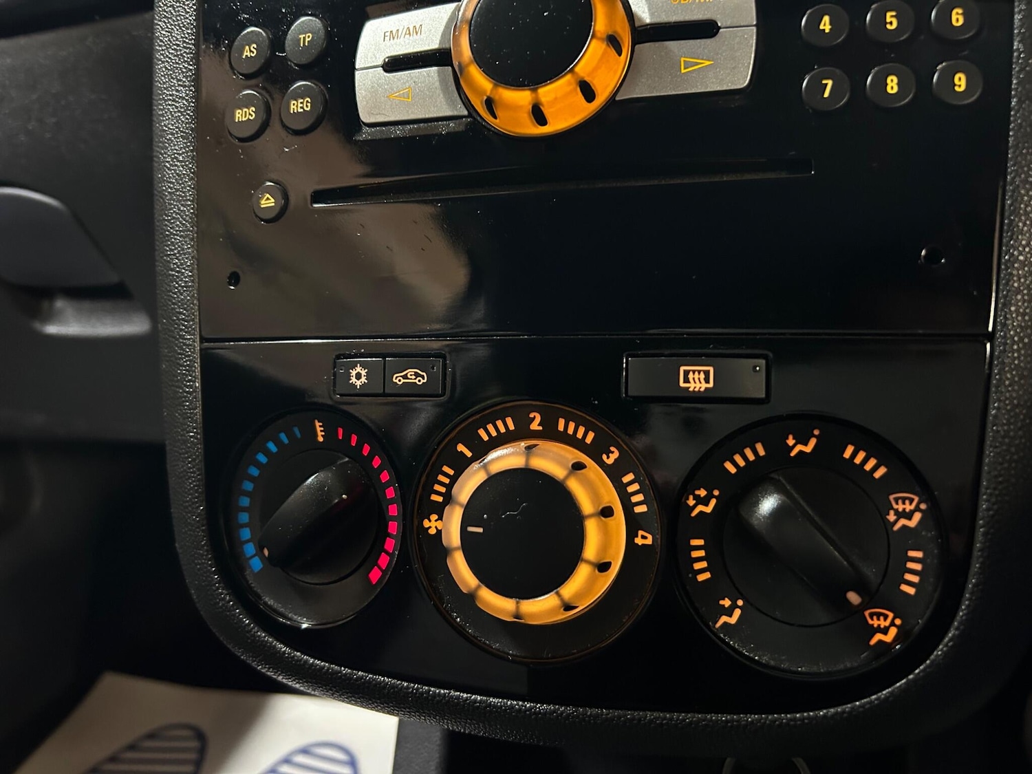 Used Vauxhall Corsa 2012 for sale - 76432921: Photo 18