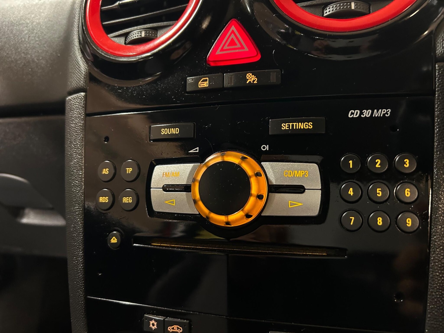 Used Vauxhall Corsa 2012 for sale - 76432921: Photo 19