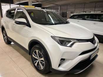 2015 (65) - 2.0 D-4D Business Edition Euro 6 (s/s) 5dr