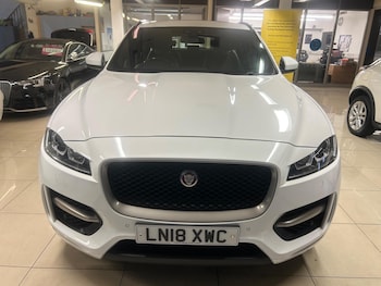 Used Jaguar F-Pace 2018 for sale - 75866739: Photo