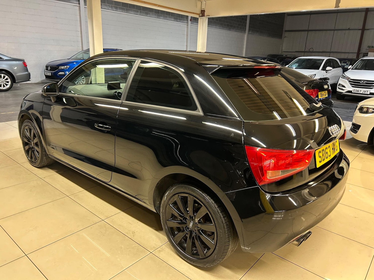 Used Audi A1 2013 for sale - 76528050: Photo 5