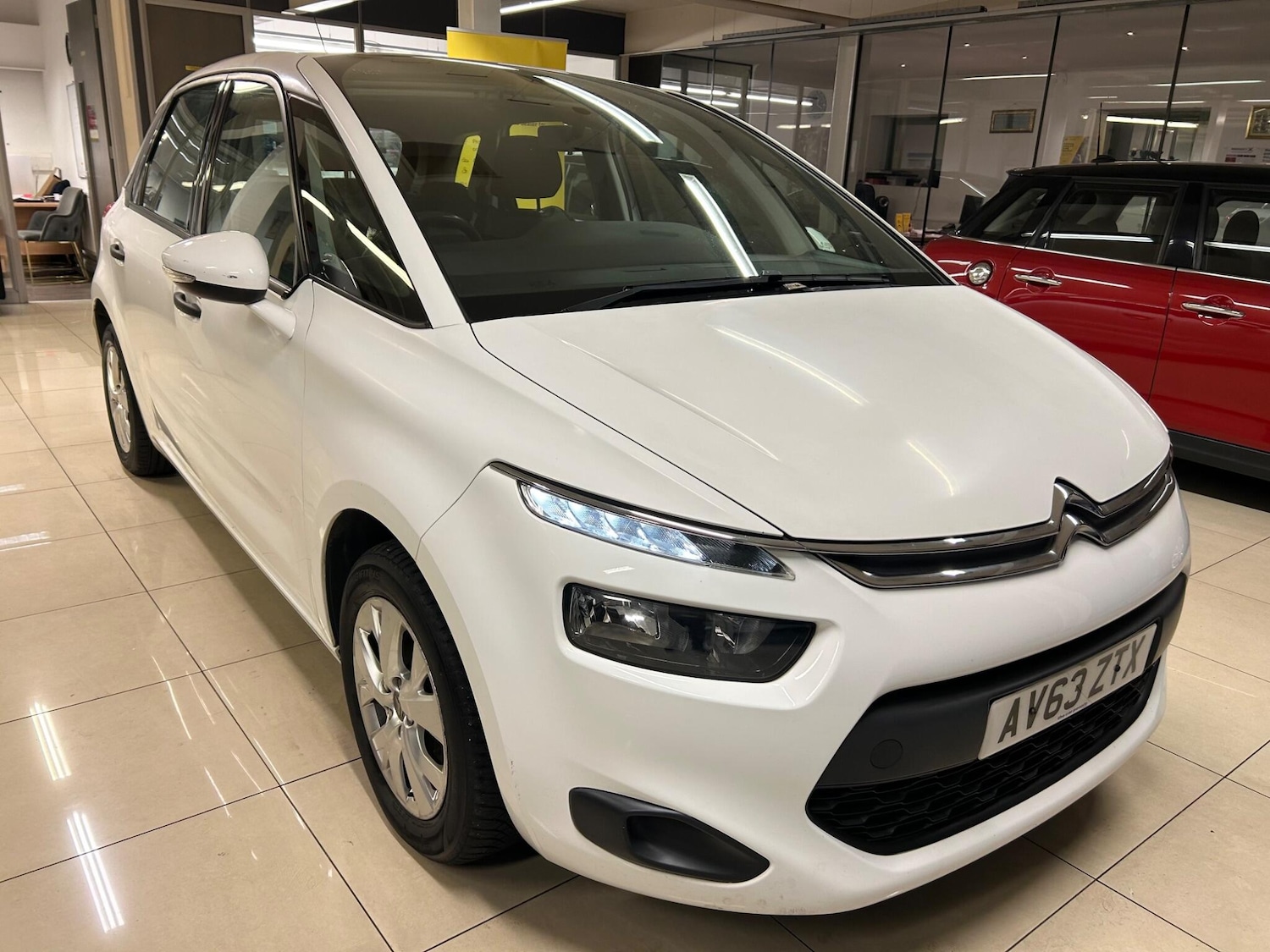 Used Citroen C4 Picasso 2014 for sale - 76388821: Photo 1