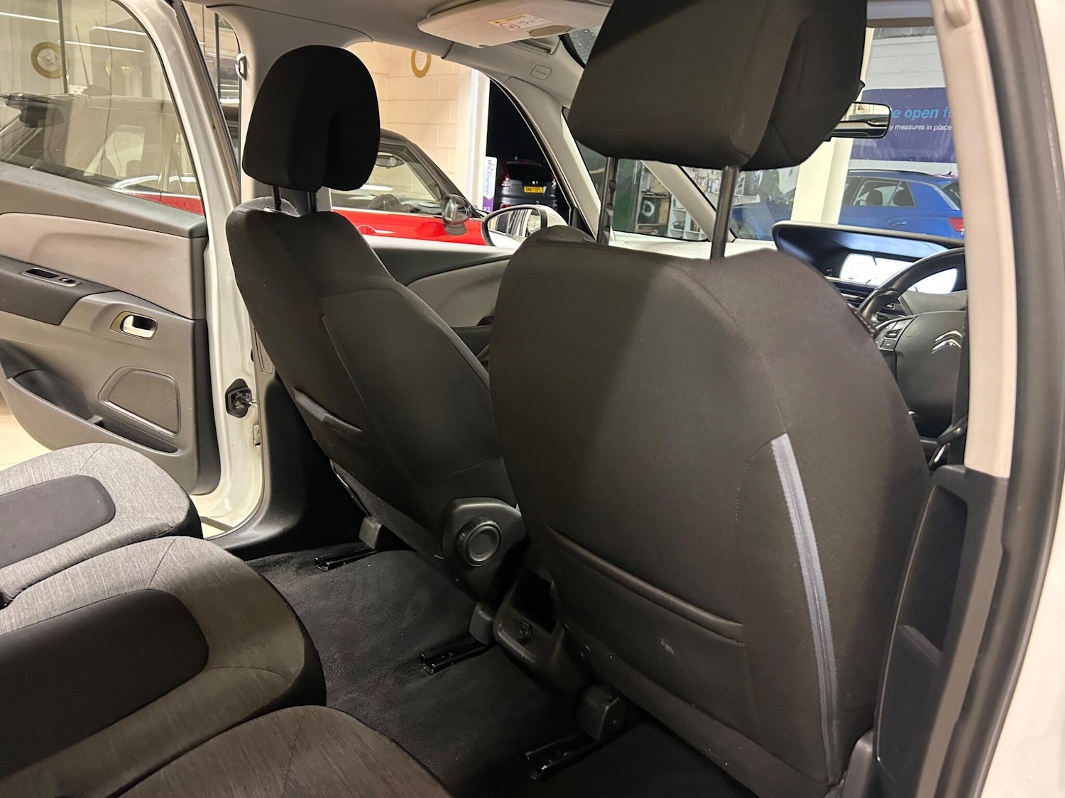 Used Citroen C4 Picasso 2014 for sale - 76388821: Photo 15