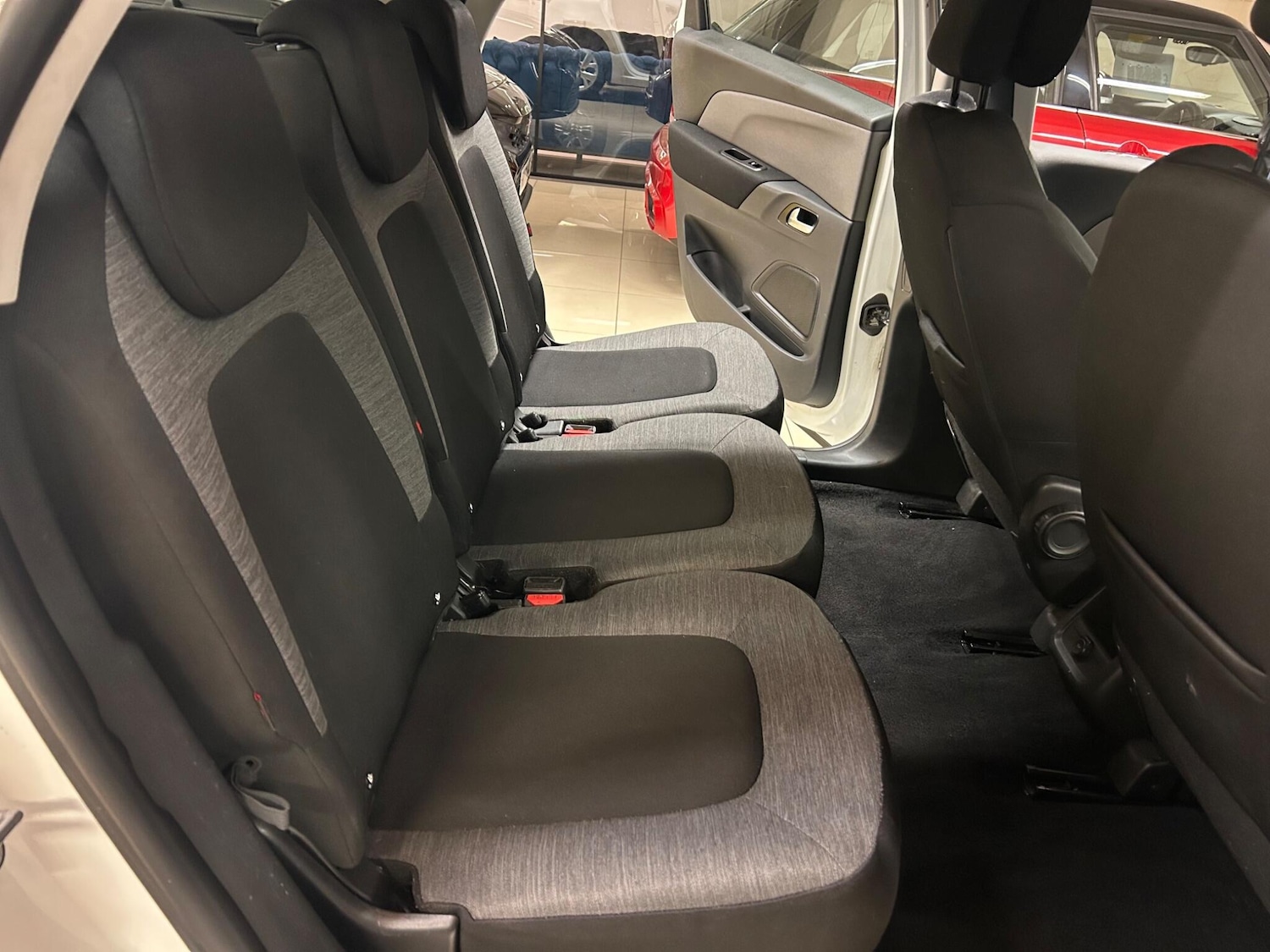 Used Citroen C4 Picasso 2014 for sale - 76388821: Photo 16