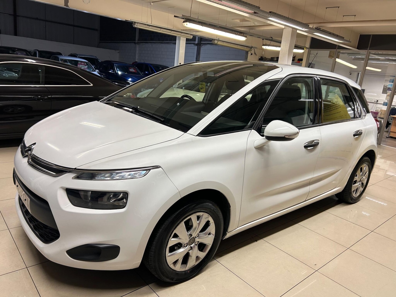 Used Citroen C4 Picasso 2014 for sale - 76388821: Photo 4