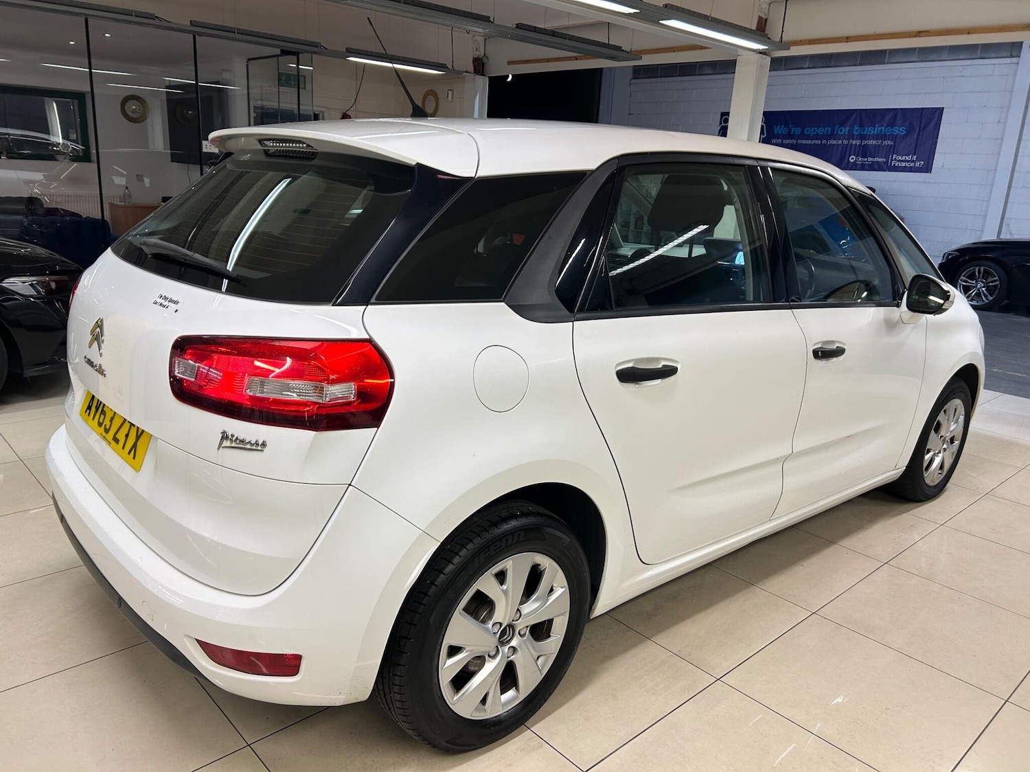 Used Citroen C4 Picasso 2014 for sale - 76388821: Photo 7