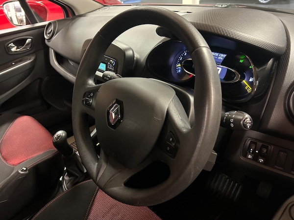 Used Renault Clio 2013 for sale - 75696447: Photo 19