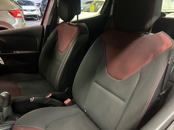 Used Renault Clio 2013 for sale - 75696447: Photo 28