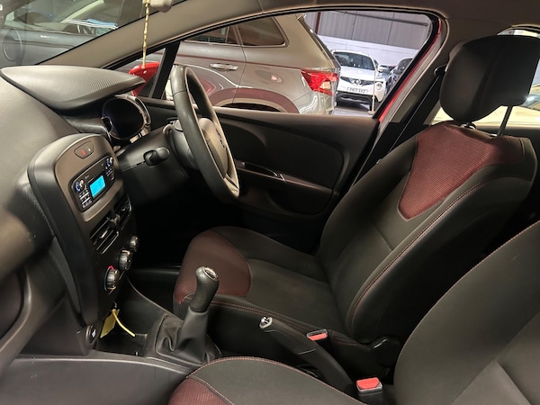 Used Renault Clio 2013 for sale - 75696447: Photo 29