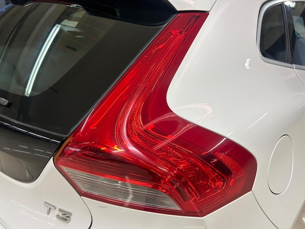Used Volvo V40 2014 for sale - 76251271: Photo 15