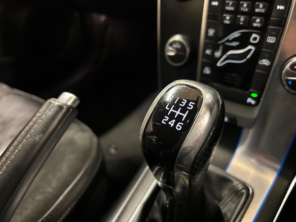 Used Volvo V40 2014 for sale - 76251271: Photo 25