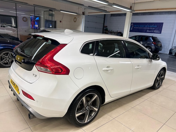 Used Volvo V40 2014 for sale - 76251271: Photo 7