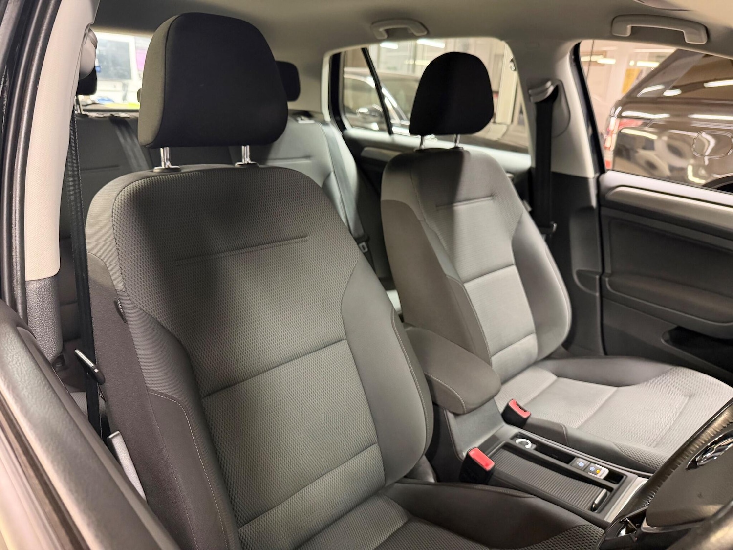 Used Volkswagen Golf 2013 for sale - 76667351: Photo 13