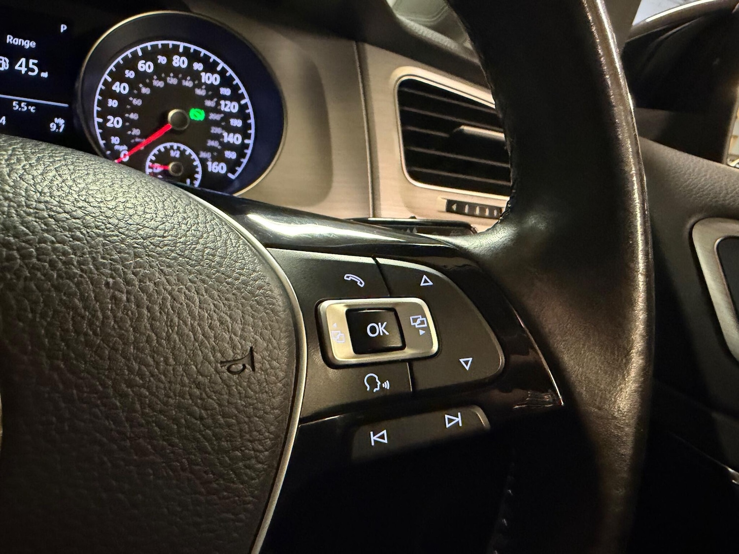 Used Volkswagen Golf 2013 for sale - 76667351: Photo 26