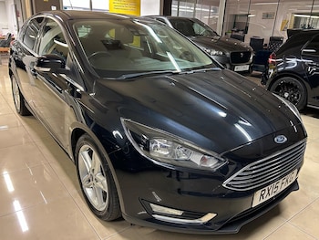 2015 (15) - 1.5 TDCi Titanium Euro 6 (s/s) 5dr