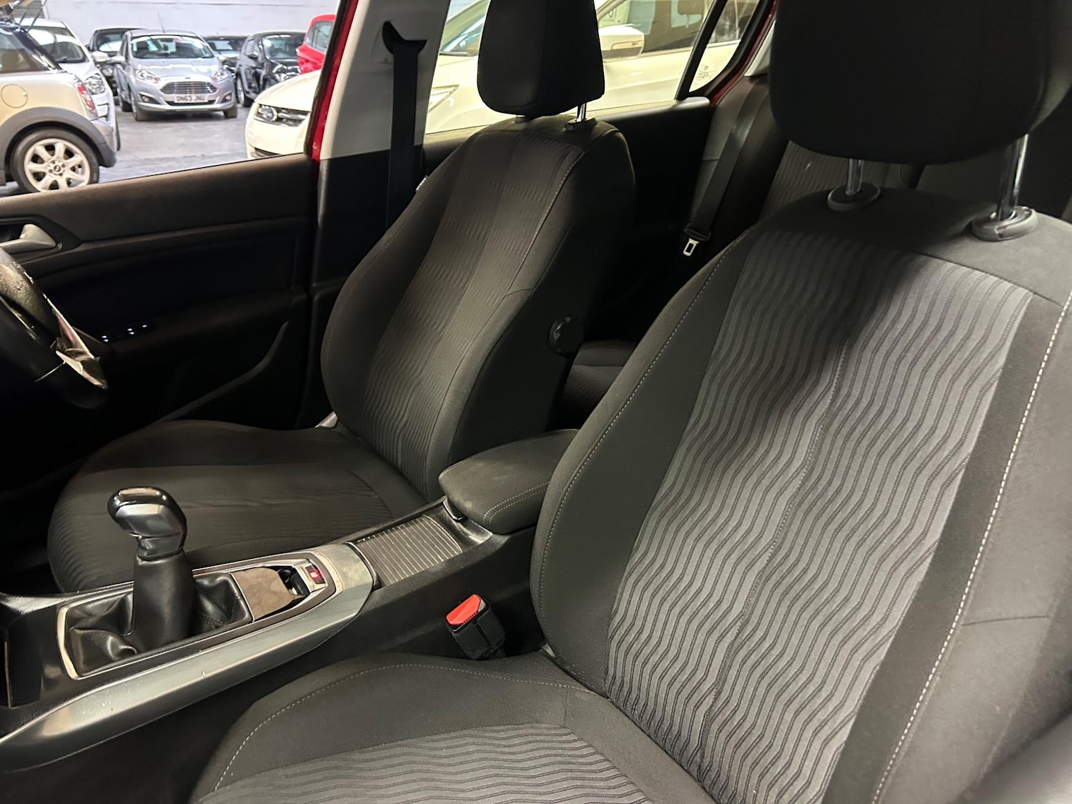 Used Peugeot 308 2016 for sale - 76592682: Photo 29