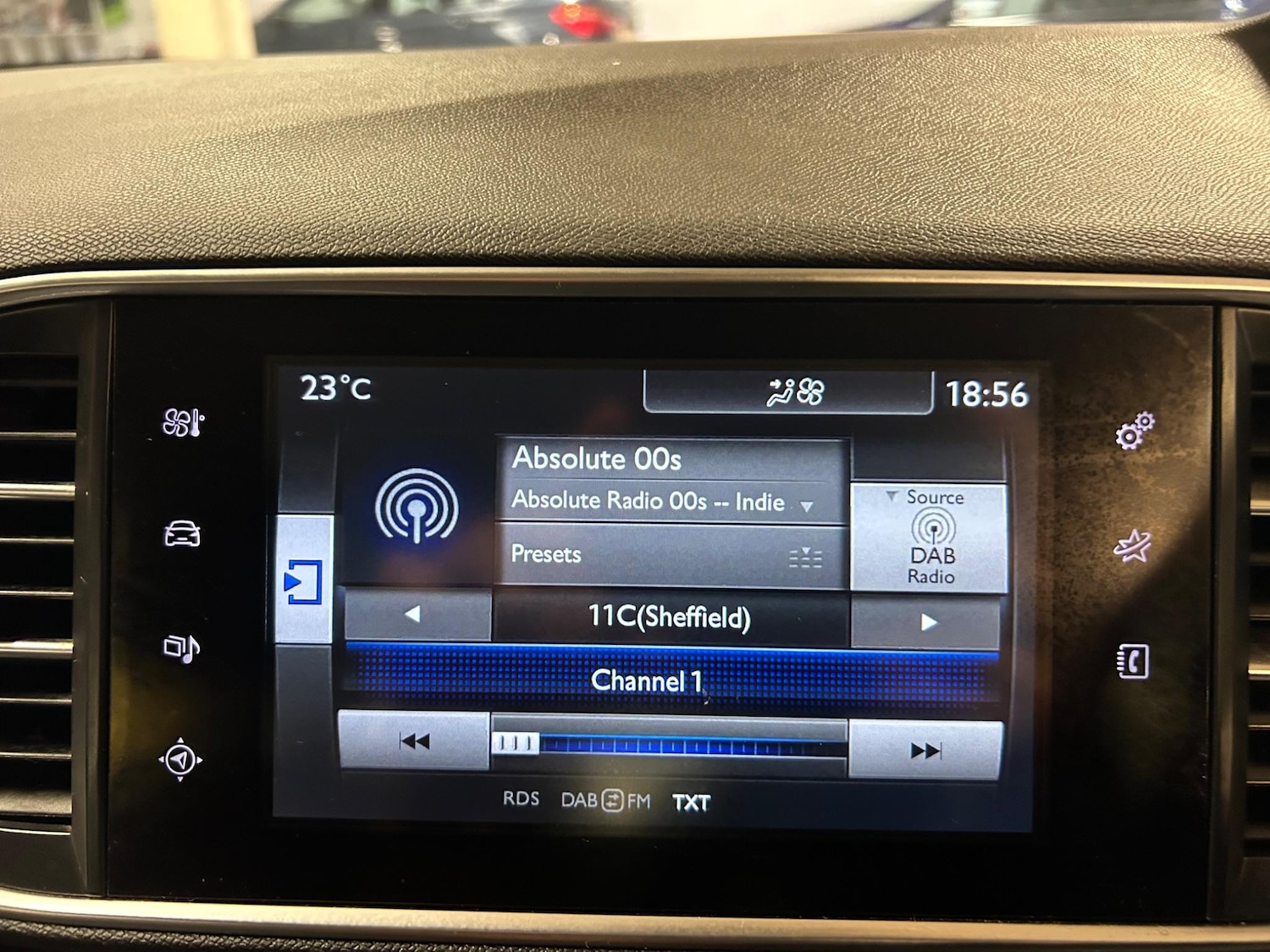 Used Peugeot 308 2016 for sale - 76592682: Photo 34