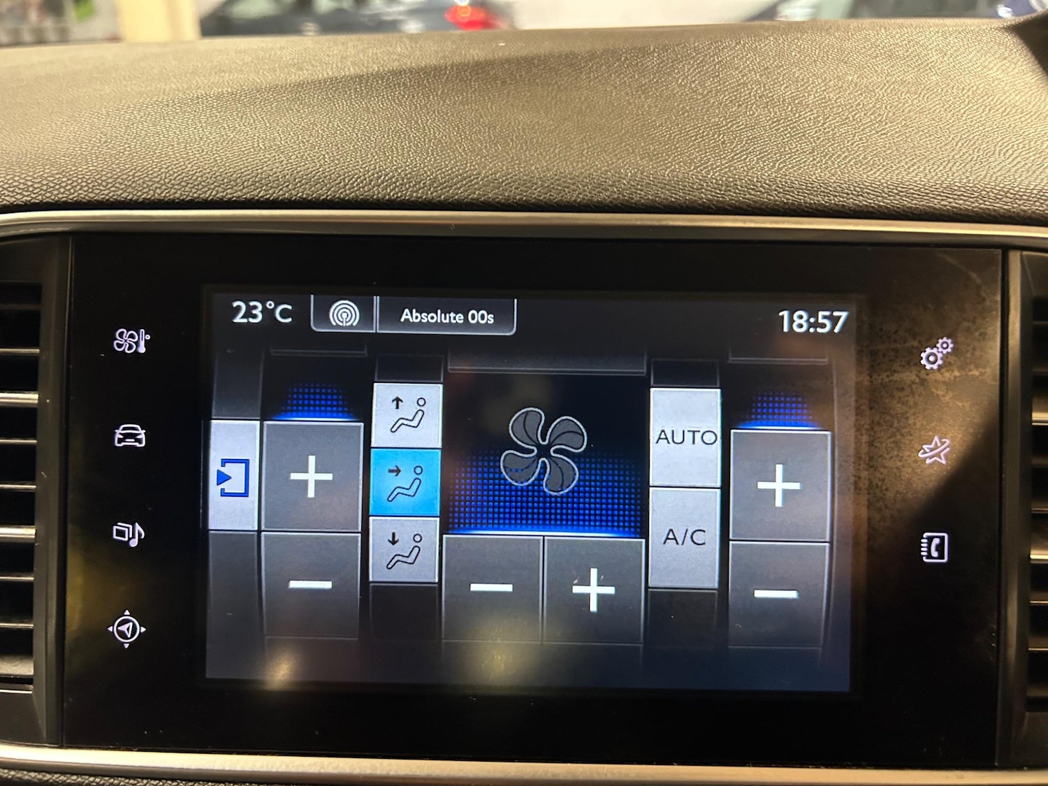 Used Peugeot 308 2016 for sale - 76592682: Photo 36